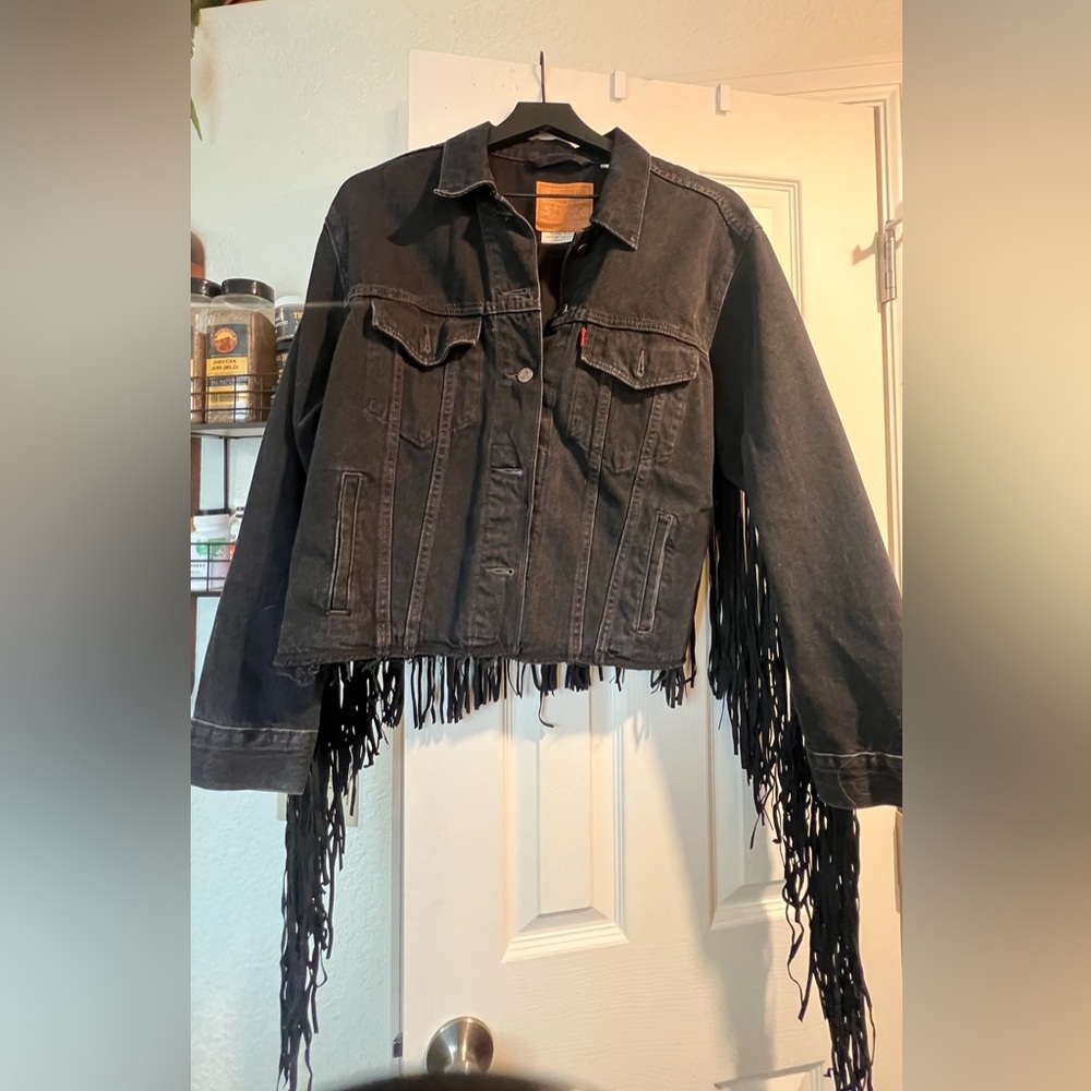 Levis ex boyfriend fringe trucker jacket